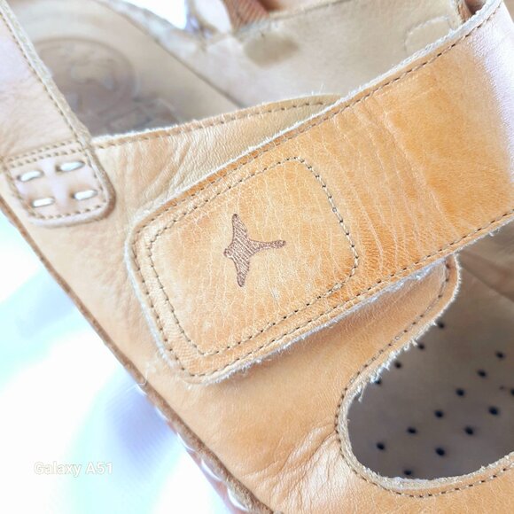 Size 8 Pikolinos tan leather low dress summer Streetwear shoes - Picture 2 of 10